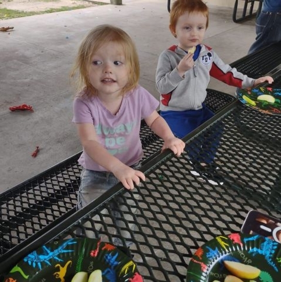 Meet your Posher, J beth - Picture 1 of 1